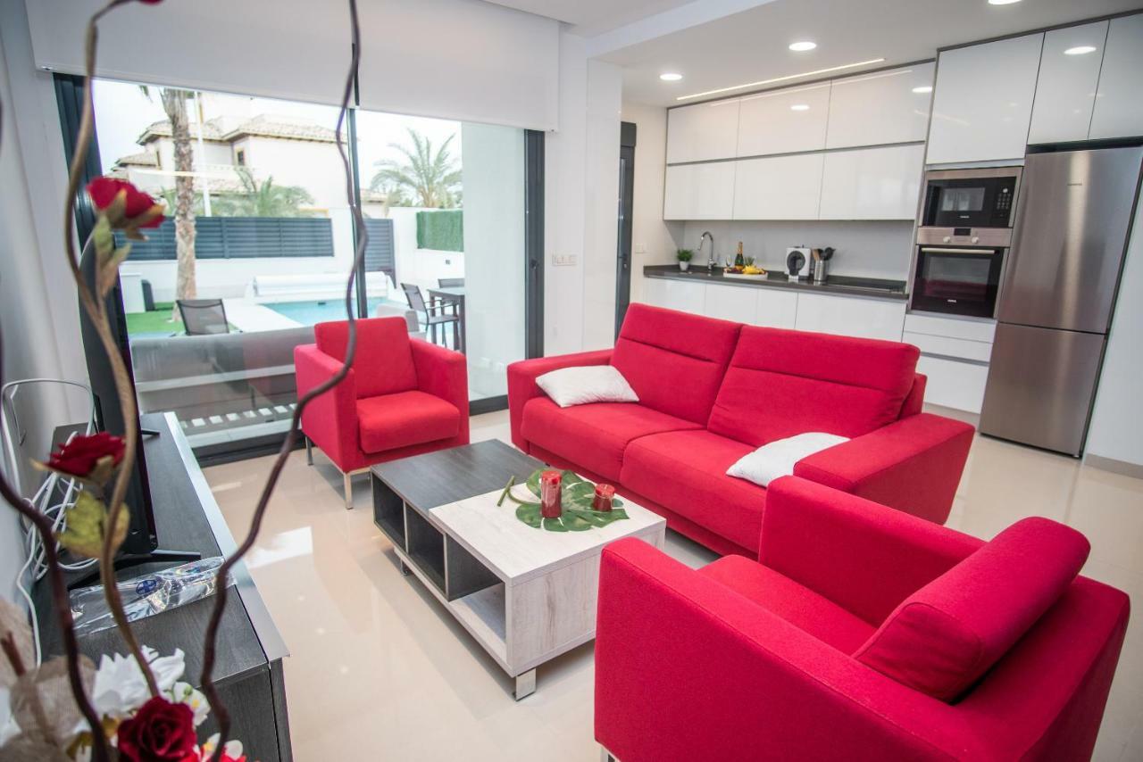 Villa Deluxe La Marina Beach อาลิกันเต ภายนอก รูปภาพ