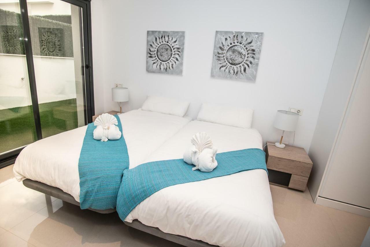 Villa Deluxe La Marina Beach อาลิกันเต ภายนอก รูปภาพ