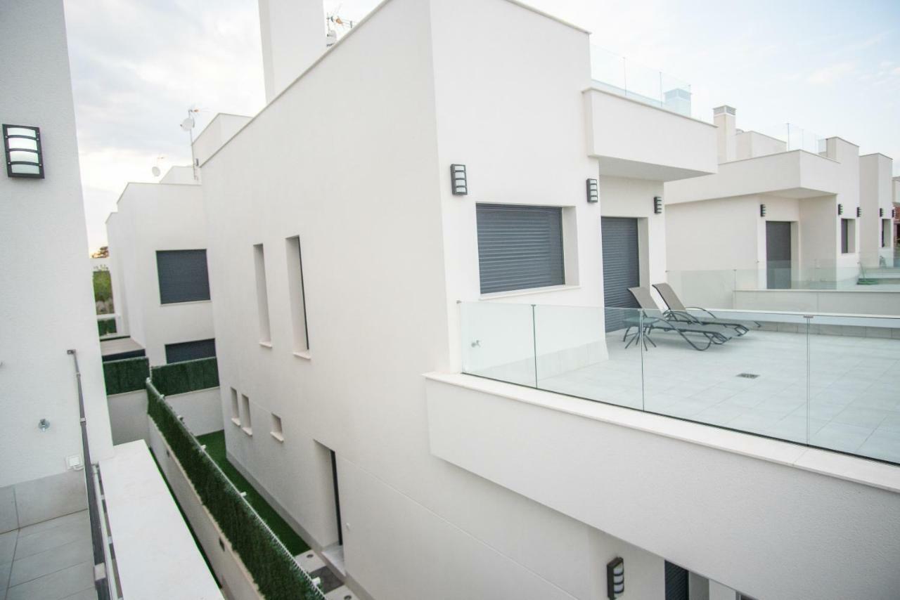Villa Deluxe La Marina Beach อาลิกันเต ภายนอก รูปภาพ